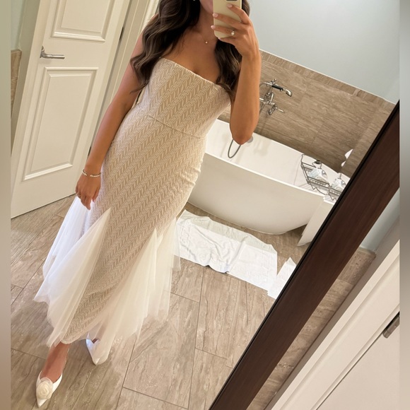 Alizee Strapless Dress in white. God Save Queens - Picture 5 of 6